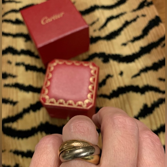 Cartier Classic Trinity Ring - Picture 4 of 13